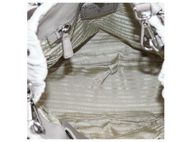 Bolso de mano Prada Gathered de piel 2way Gris Plata Auth 204095V Castaño - vista 10