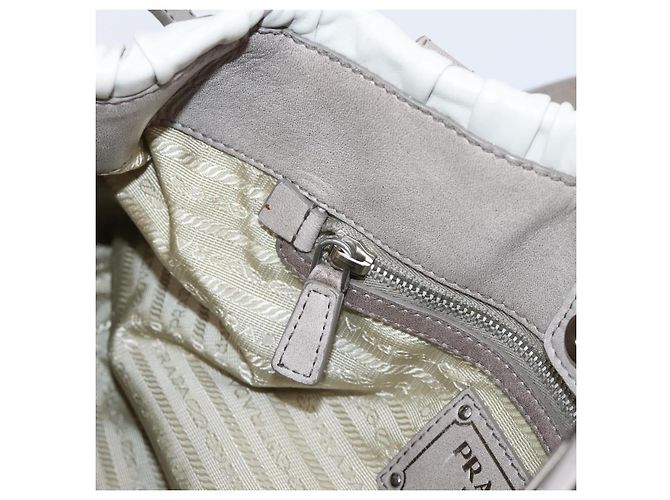 Bolso de mano Prada Gathered de piel 2way Gris Plata Auth 204095V Castaño - vista 25