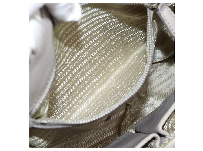 Bolso de mano Prada Gathered de piel 2way Gris Plata Auth 204095V Castaño - vista 26