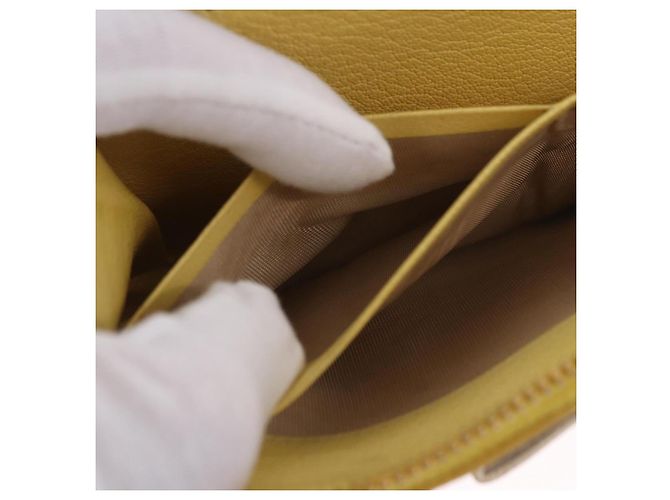Cartera larga Miu Miu de piel Amarillo Oro Auth 200735A Dorado - vista 28