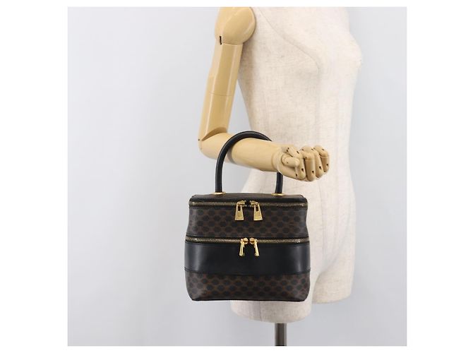 Céline CELINE Macadam Canvas Vanity Handtasche PVC Leather Black Gold Auth 201453A Schwarz Golden - Ansicht 25