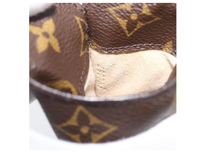 LOUIS VUITTON Monogram Etui lunet MM Glasses Case M66544 LV Auth ar14171V Monograma - vista 11