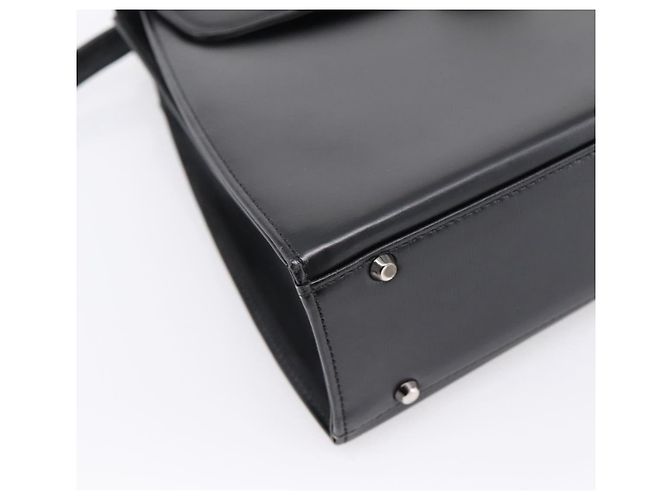 Sac à main GIVENCHY en cuir 2way Noir Auth BA15552A - vue 16