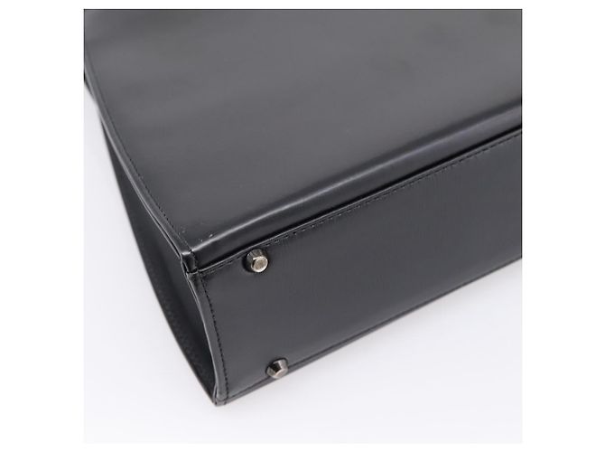 Sac à main GIVENCHY en cuir 2way Noir Auth BA15552A - vue 18