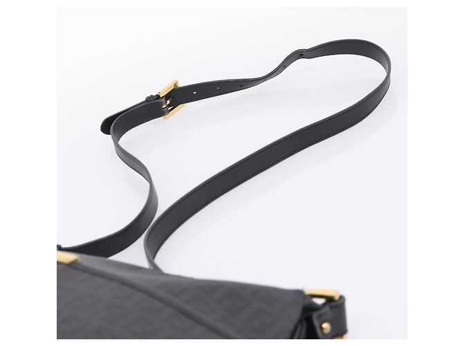 Borsa a tracolla FENDI Zucchino Canvas PVC Nero Oro Auth 204845 D'oro - vista 14