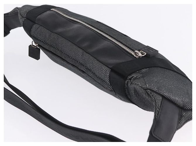 Riñonera CHANEL Sports Line Canvas Negra Plata CC Auth 204767V Negro - vista 6