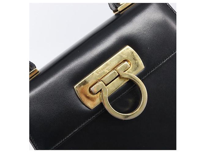 Borsa Salvatore Ferragamo Gancini in pelle 2way Nera Tono Oro Autentica 204629V Nero - vista 21