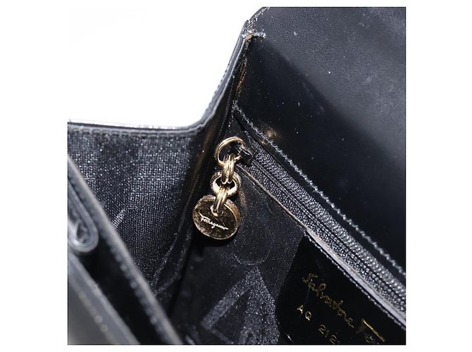 Borsa Salvatore Ferragamo Gancini in pelle 2way Nera Tono Oro Autentica 204629V Nero - vista 26