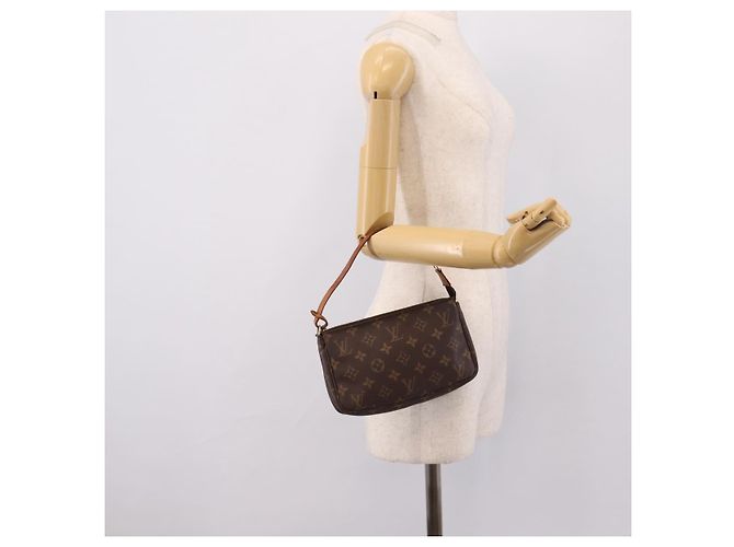 LOUIS VUITTON Monogram Pochette Accessoires Accessory Pouch M51980 Auth 202029 Monogramma - vista 22