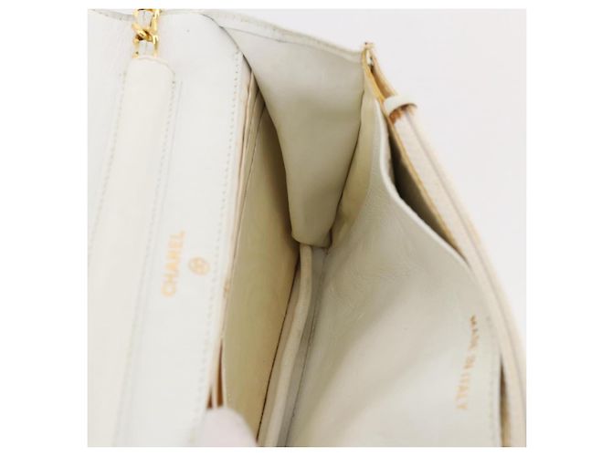 Bolso de hombro con cadena CHANEL Piel Caviar White Gold CC Auth 204805 Blanco Dorado - vista 26