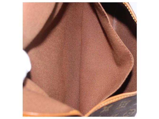 LOUIS VUITTON Sac à bandoulière Monogram Saumur 30 M42256 LV Auth 200894V Monogramme - vue 35
