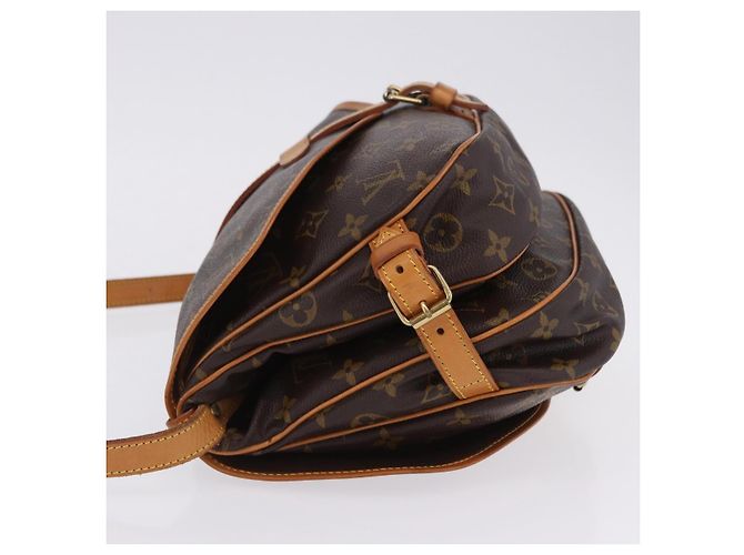 LOUIS VUITTON Sac à bandoulière Monogram Saumur 30 M42256 LV Auth 200894V Monogramme - vue 4