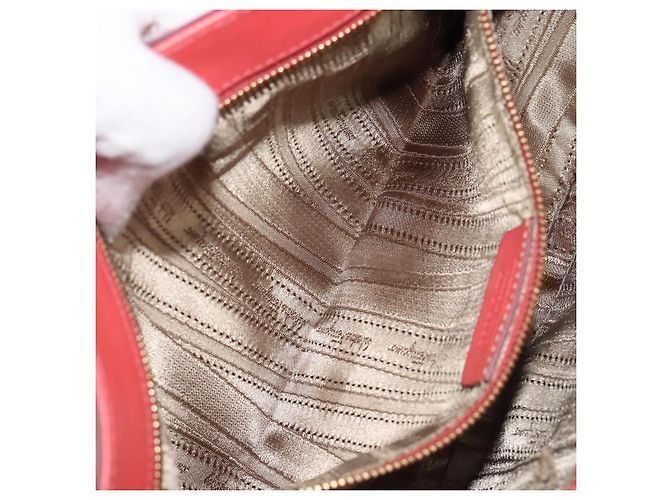 Borsa a tracolla Salvatore Ferragamo Gancini Chain in pelle Pink Gold Auth 204648A Rosa - vista 25