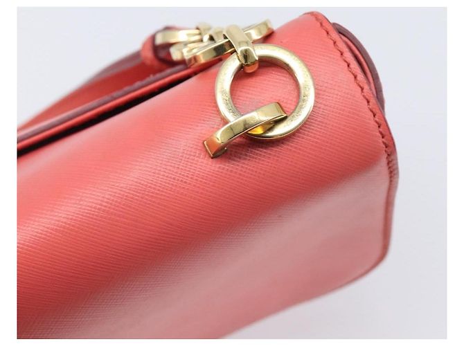 Borsa a tracolla Salvatore Ferragamo Gancini Chain in pelle Pink Gold Auth 204648A Rosa - vista 9