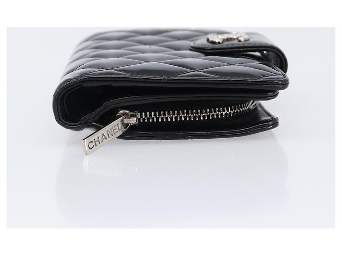Cartera CHANEL Matelasse de piel charol negra plata CC Auth yk20916A Negro - vista 3