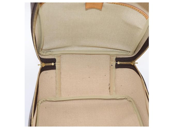 Bolso de mano LOUIS VUITTON Monogram Excursion M41450 LV Auth ka6225 Monograma - vista 11