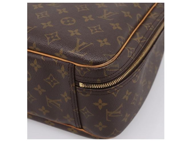 Bolso de mano LOUIS VUITTON Monogram Excursion M41450 LV Auth ka6225 Monograma - vista 14