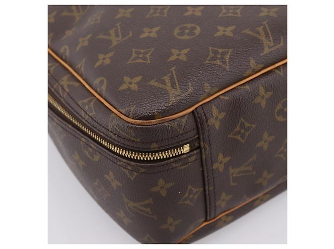Bolso de mano LOUIS VUITTON Monogram Excursion M41450 LV Auth ka6225 Monograma - vista 15