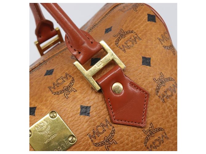 Bolsa MCM Vicetos Logogram Mini Boston Bag PVC Leather Brown Gold Auth ki6815 Marrom Dourado - vista 17