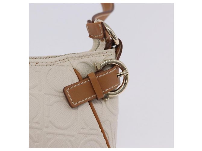 Pouch accessori Salvatore Ferragamo Gancini PVC Canvas White Gold Auth 204147 Bianco D'oro - vista 21