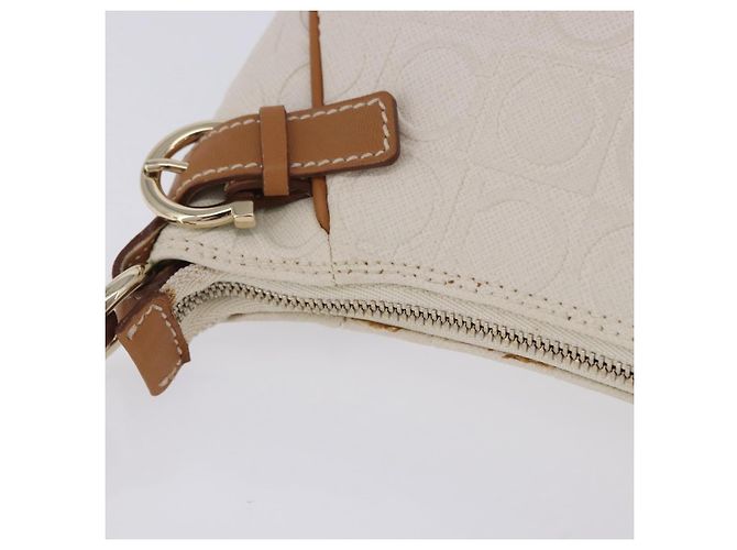 Pouch accessori Salvatore Ferragamo Gancini PVC Canvas White Gold Auth 204147 Bianco D'oro - vista 9