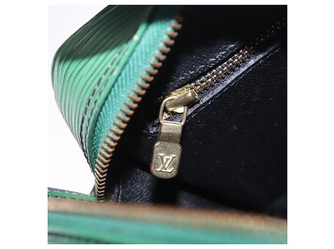 Bolsa de Ombro LOUIS VUITTON Epi Jeune Fille MM Verde M52154 LV Auth 202611 - vista 32