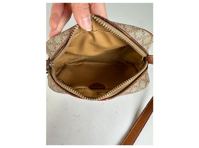 Céline Vintage Celine Macadam Canvas Crossbody Bag Ende der 1980er Jahre Beige Brown - Ansicht 3