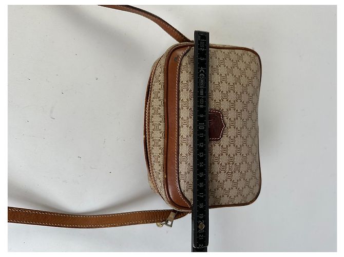 Céline Vintage Celine Macadam Canvas Crossbody Bag Ende der 1980er Jahre Beige Brown - Ansicht 9