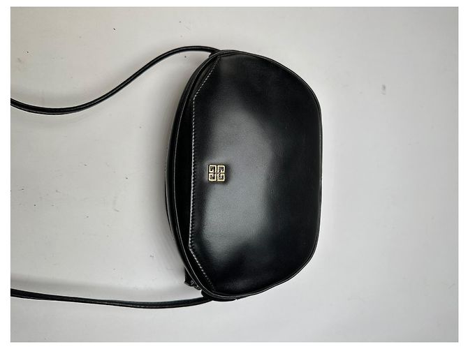 Vintage Givenchy 4G Logo Schultertasche mit Klappe c. 1980s Black Gold Schwarz - Ansicht 10