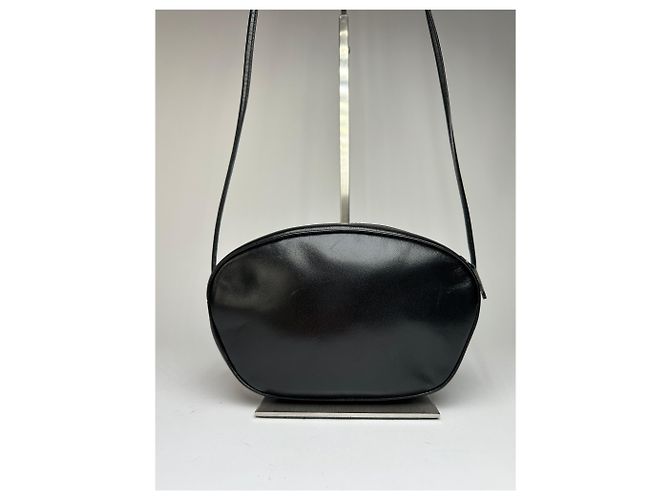 Vintage Givenchy 4G Logo Schultertasche mit Klappe c. 1980s Black Gold Schwarz - Ansicht 15