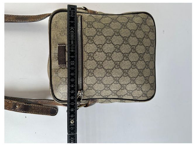 Vintage Gucci GG Supreme Schultertasche mit Klappe c. 2010s Beige Brown - Ansicht 9