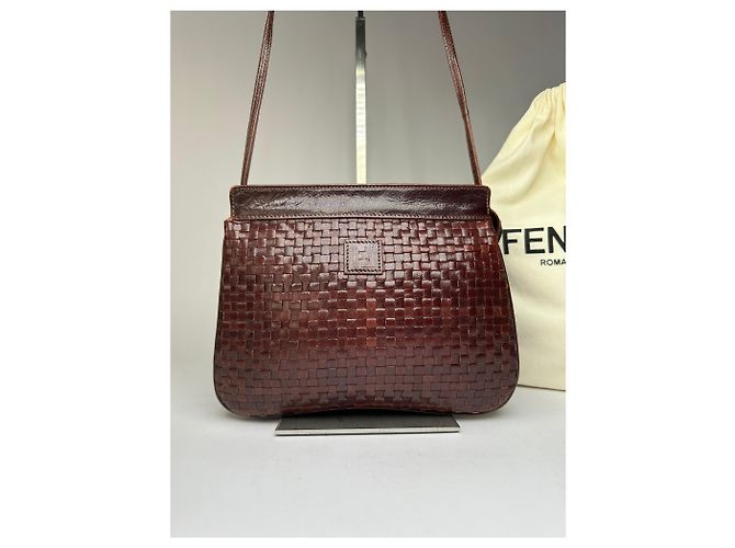 Zucchino Vintage Fendi Gesteppte Leder-Umhängetasche mit Klappe Ende der 1990er Dunkelbraun - Ansicht 14