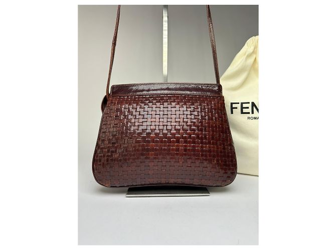 Zucchino Vintage Fendi Gesteppte Leder-Umhängetasche mit Klappe Ende der 1990er Dunkelbraun - Ansicht 15