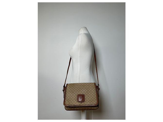 16 Céline Vintage Celine Macadam Canvas Umhängetasche mit Klappe Ende der 1980er Beige Brown - Ansicht 8