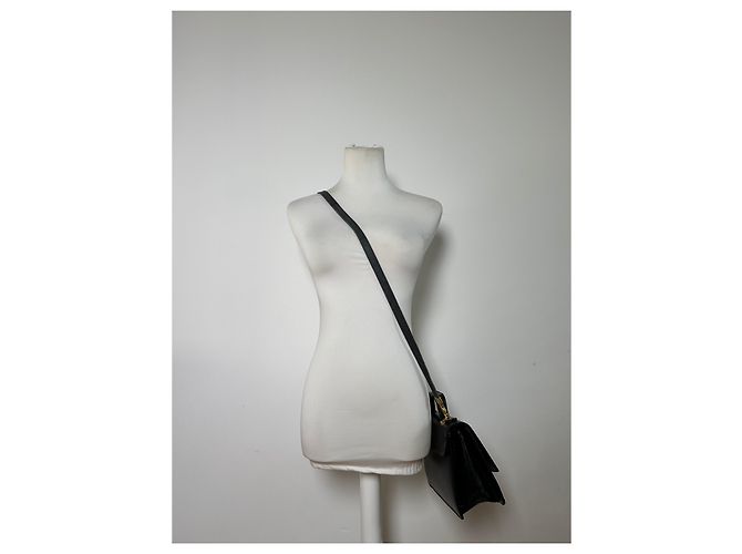 Sac à main Vintage Givenchy Logo 4G en cuir grainé, fin des années 1970, Noir - vue 6