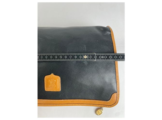 Céline Vintage Celine Blazon Leather Clutch Late 1980s Black Beige - view 7