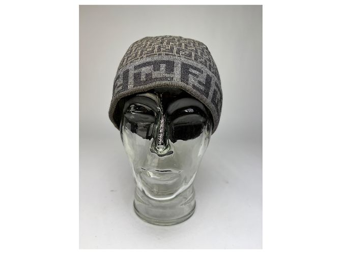 Vintage Fendi Zucca Wollmütze Grau ca. Ende der 2000er - Ansicht 4