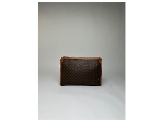 Edge Céline Vintage Celine Macadam Canvas Bifold Wallet Late 1980s Brown - view 13