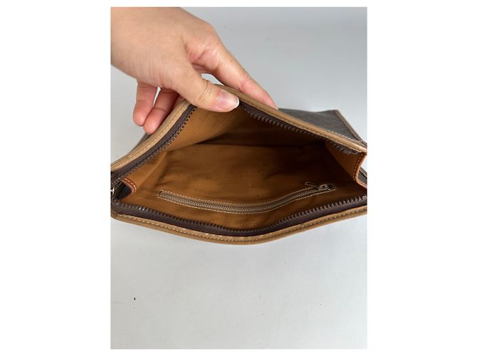 Edge Céline Vintage Celine Macadam Canvas Bifold Wallet Late 1980s Brown - view 3