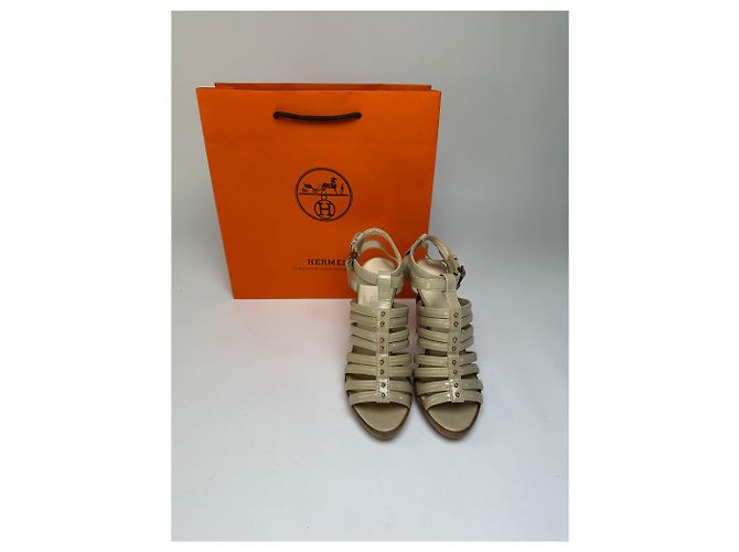 Vintage Hermes Hermès Lackleder Sandaletten Beige Pink EU36.5 - Ansicht 2