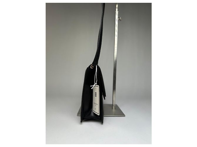 Vintage Givenchy 4G Logo Leder-Crossbody-Bag mit Klappe Ende der 1980er Jahre Schwarz - Ansicht 6