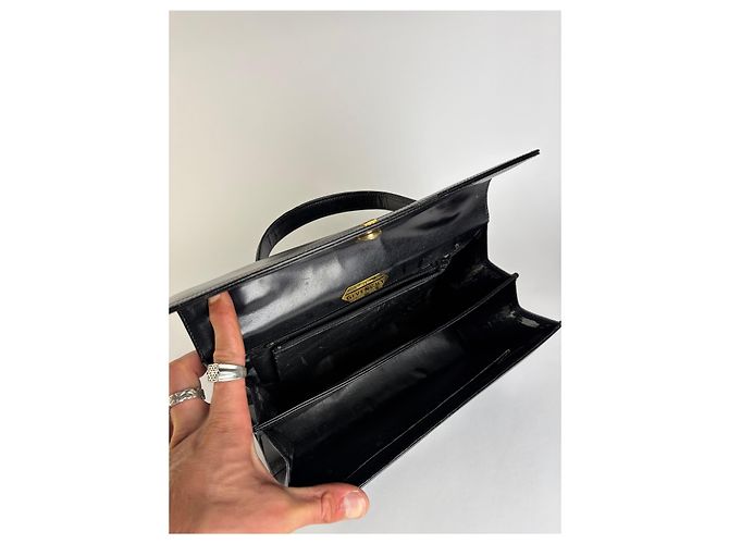 Vintage Givenchy 4G Logo Strukturierte Ledertasche Ende der 1970er Jahre Schwarz - Ansicht 3
