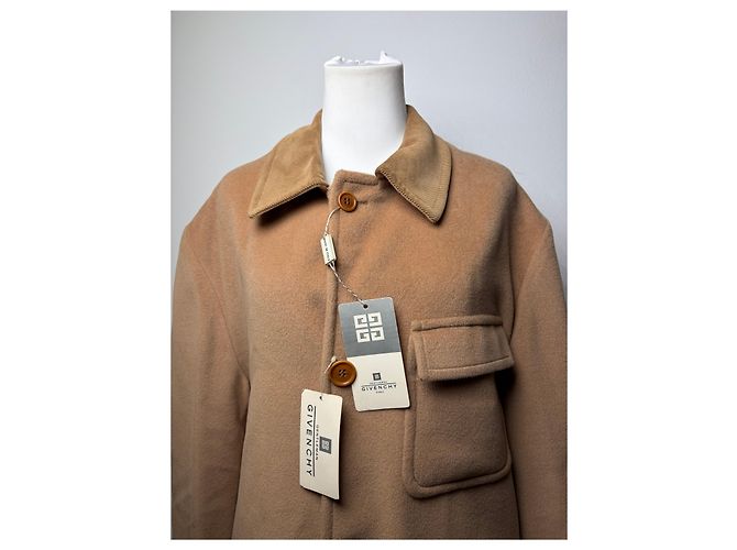 Vintage Givenchy Herren-Übermantel aus Wolle und Kaschmir ca. Ende der 1980er Jahre Tan L Kamel - Ansicht 5