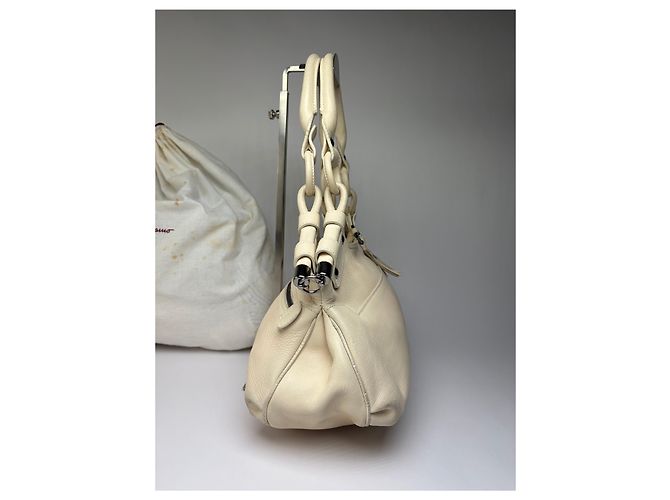 Gancini Salvatore Ferragamo Vintage Ferragamo Soft Leather Hobo Bag Mid-2000s Ivory White - view 5