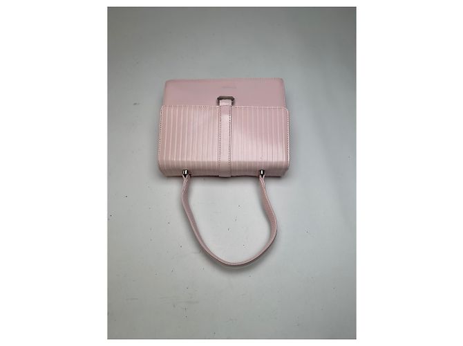 Vintage Courreges Schultertasche mit Klappe aus hellrosa Leder ca. Anfang der 2000er Jahre Pink - Ansicht 13