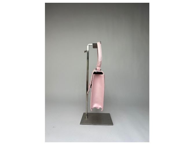Vintage Courreges Schultertasche mit Klappe aus hellrosa Leder ca. Anfang der 2000er Jahre Pink - Ansicht 6