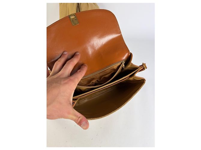 Triomphe Céline Vintage Celine Macadam Canvas Schultertasche mit Klappe c. 2006 Beige Brown - Ansicht 3