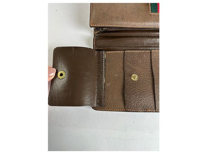 Vintage Gucci Bifold Wallet Brown Green Red Stripe - view 5