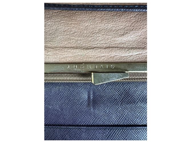 Vintage Givenchy Saffiano Leather Bifold Wallet Late 1980s Navy Navy blue - view 7