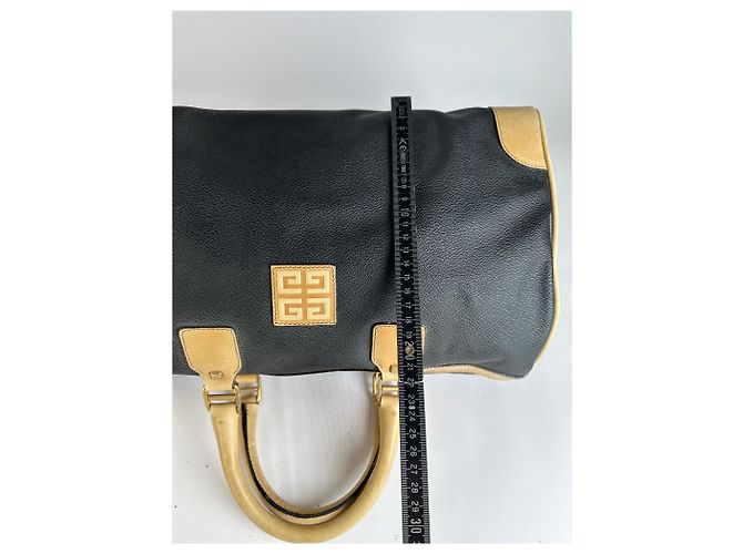 Sac Duffle Structuré Vintage Givenchy Logo 4G Fin 1970s Black Beige Noir - vue 9